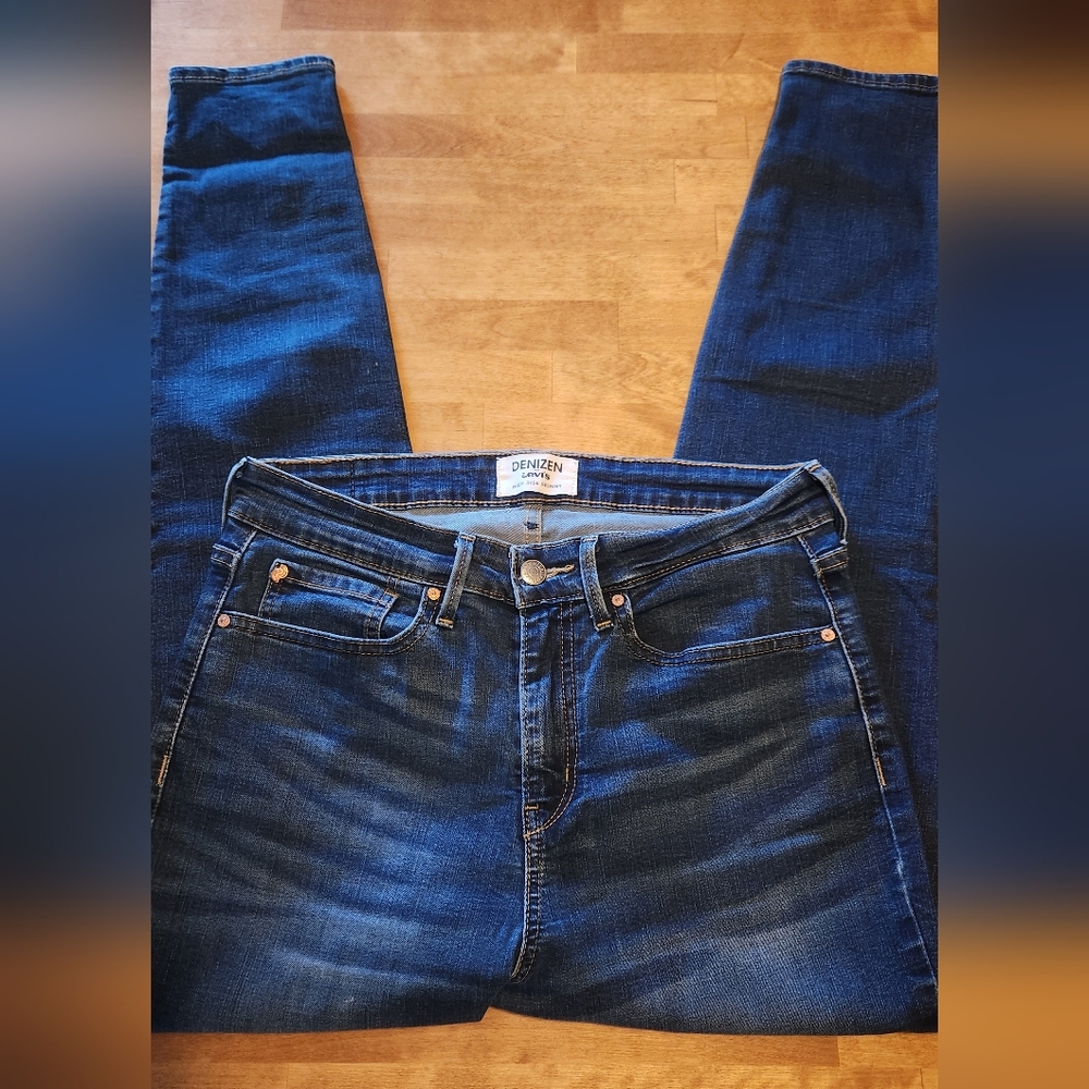 Denizen from Levi's Womans High Rose Skinny Jeans
